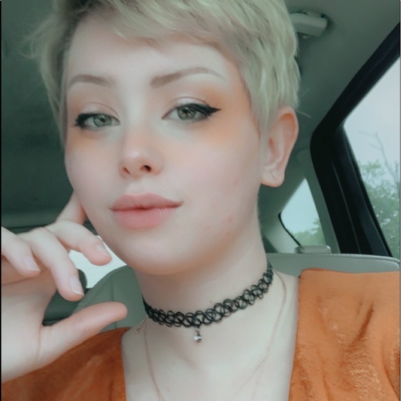 Meet your Posher, Kathrine - Picture 2 of 4